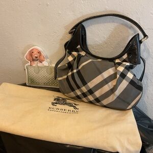 Burberry Nova Check Brooklyn Hobo $850 RETAIL